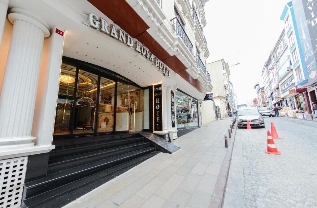 Grand Rosa Hotel (ex. Grand Rossa Hotel) 3* қонақ үйі