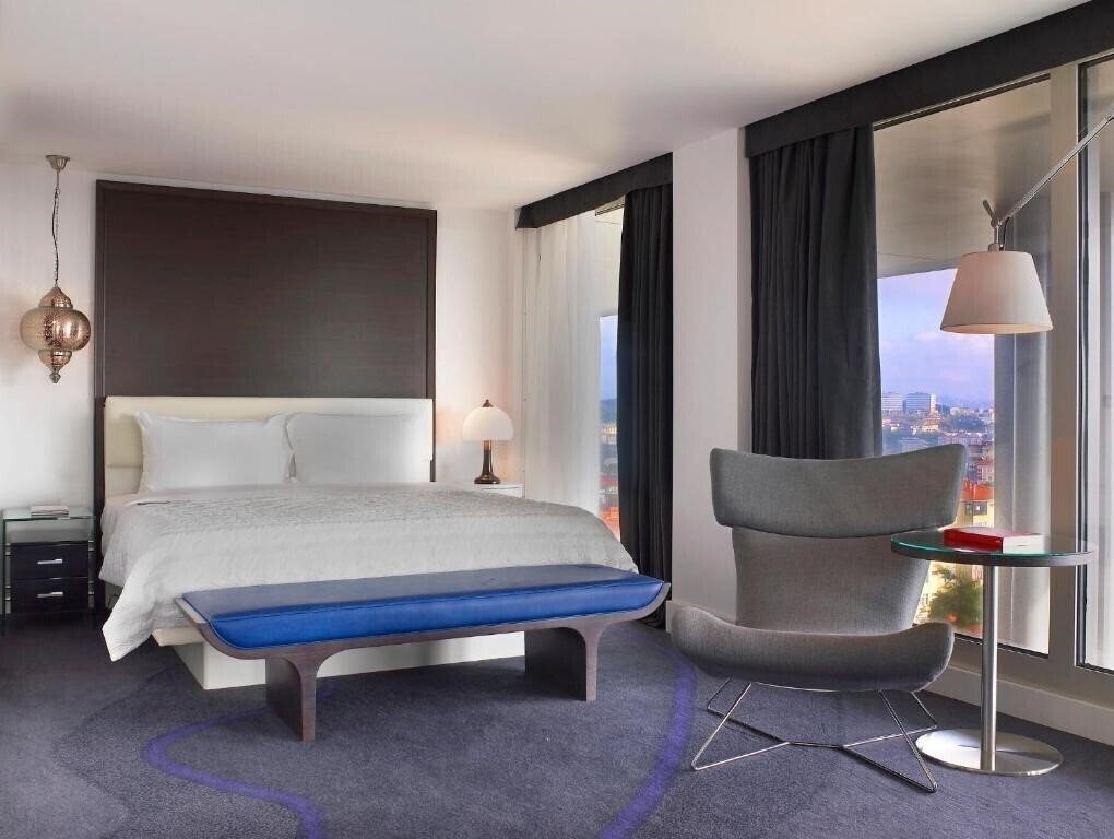 Фото Le Meridien Istanbul Etiler 5*
