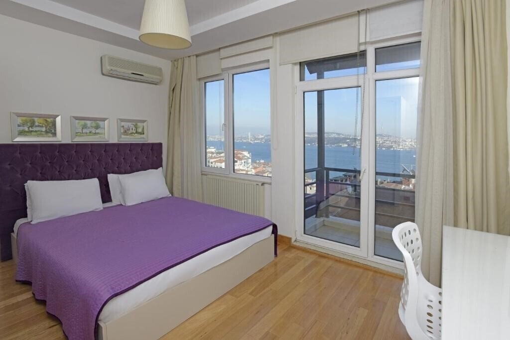 Отель Cheya Taksim BNB Gumussuyu Istanbul City Center Comfort Residence 4*