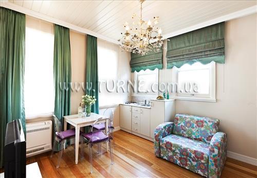 Фото Cheya Taksim BNB Gumussuyu Istanbul City Center Comfort Residence (ex. Cheya Residence Gumussuyu) 4*