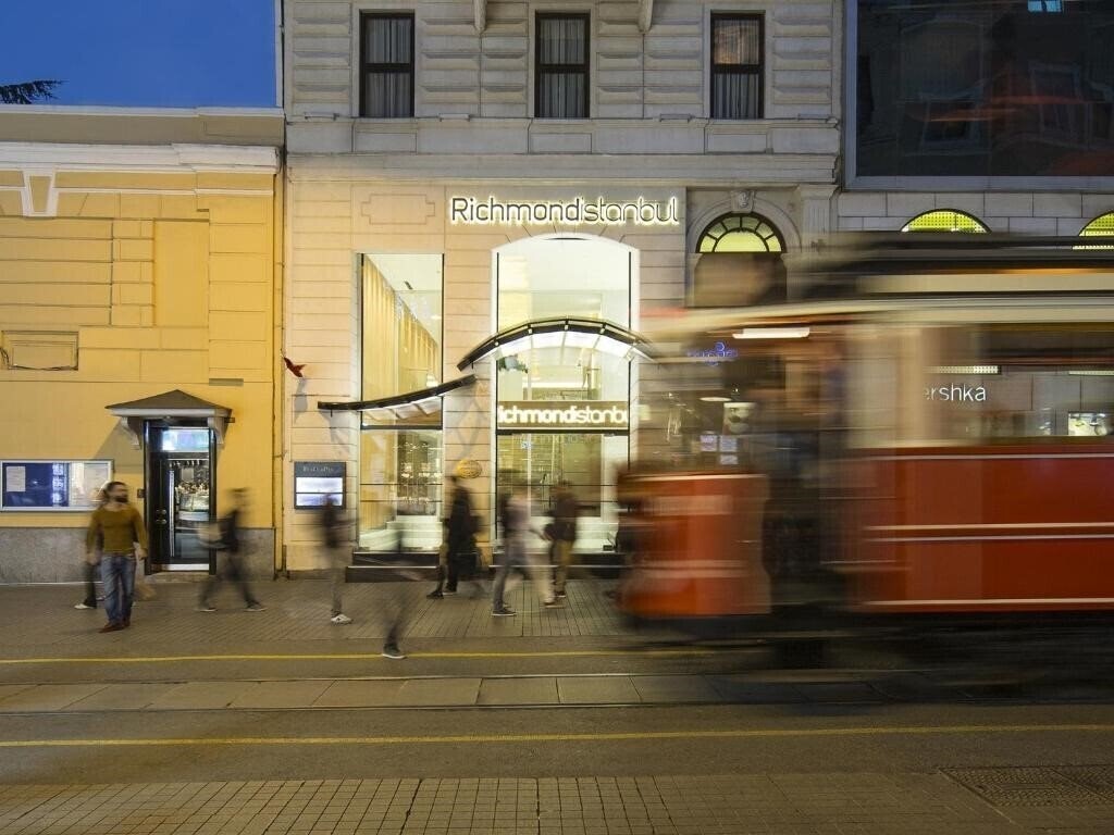 Richmond Hotel 4* қонақ үйі