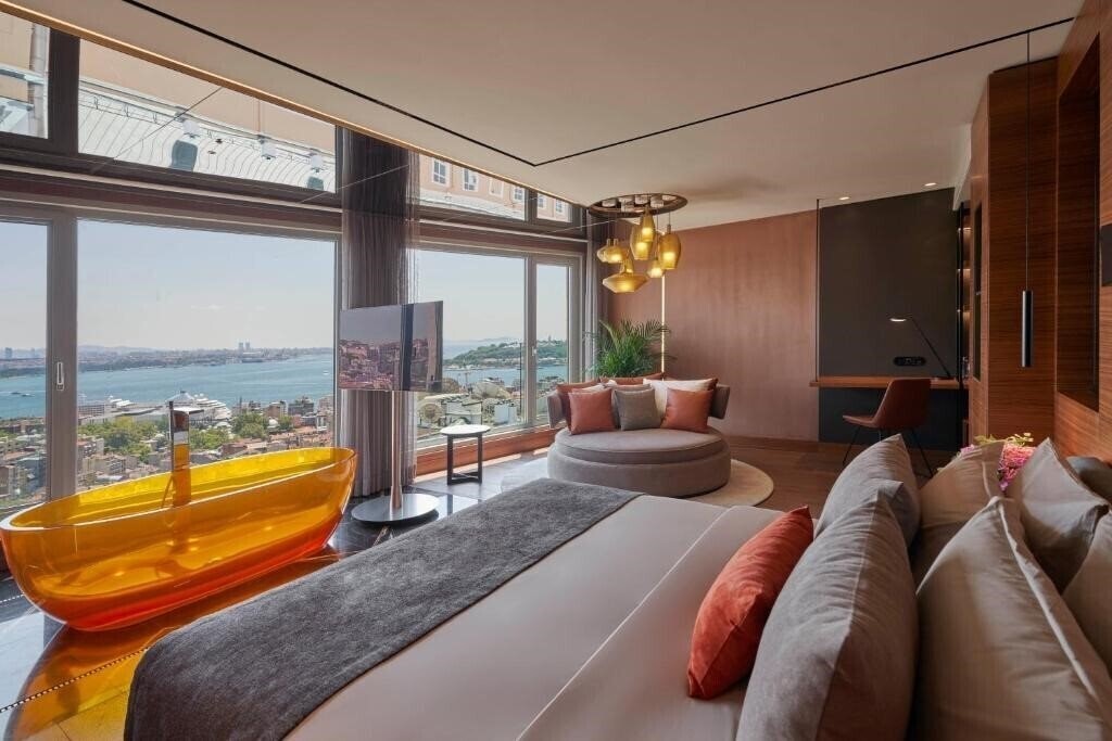 Отель Richmond Hotel 4*