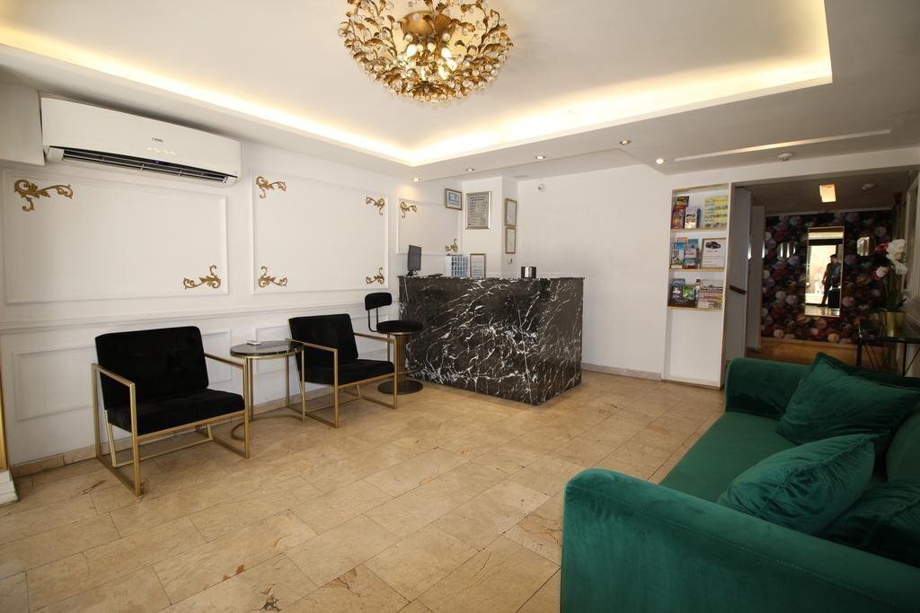 Flower Palace Hotel 3* қонақ үйі