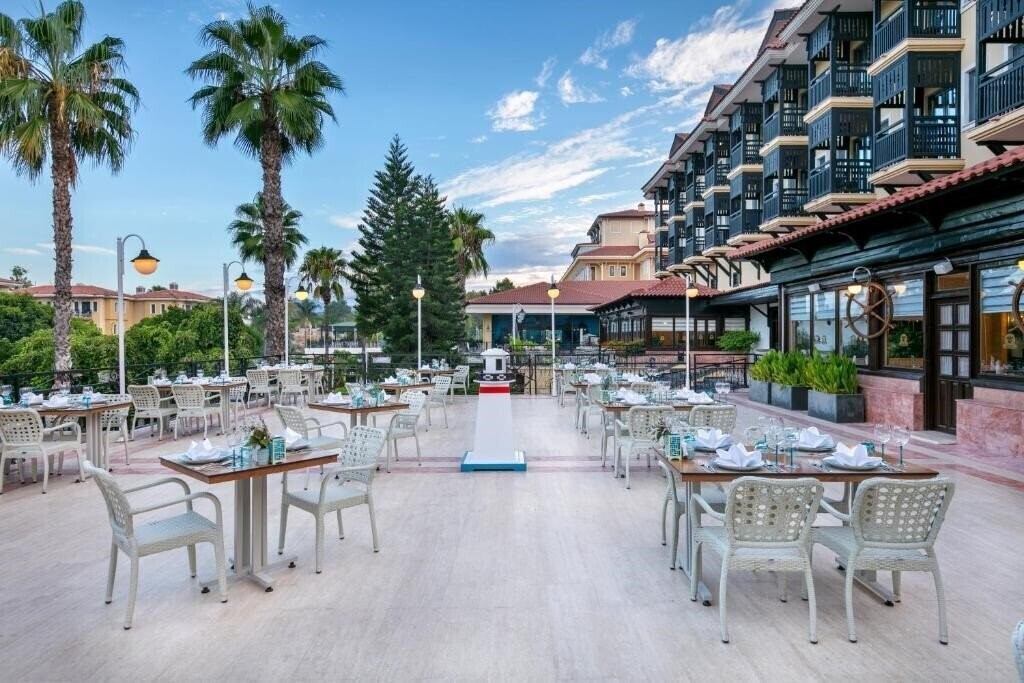 Фотография Club Hotel Phaselis Rose 5*