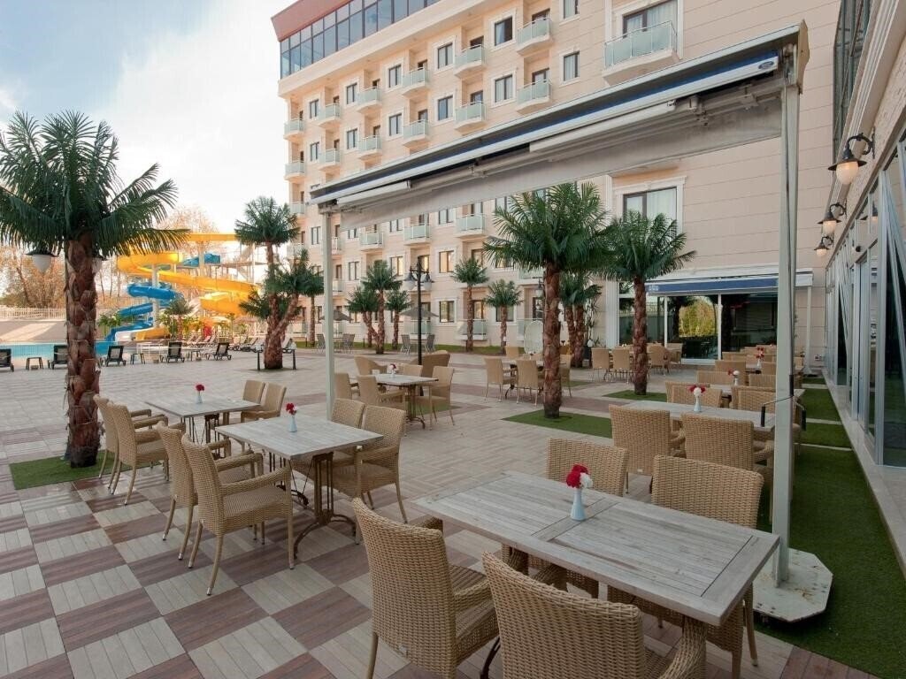 Фотография Elegance Resort Hotel 4*