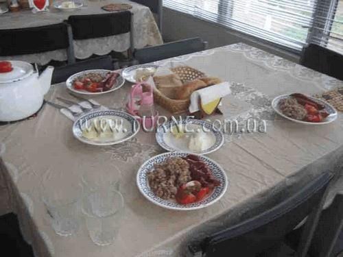 Троянда база отдыха қонақ үйі