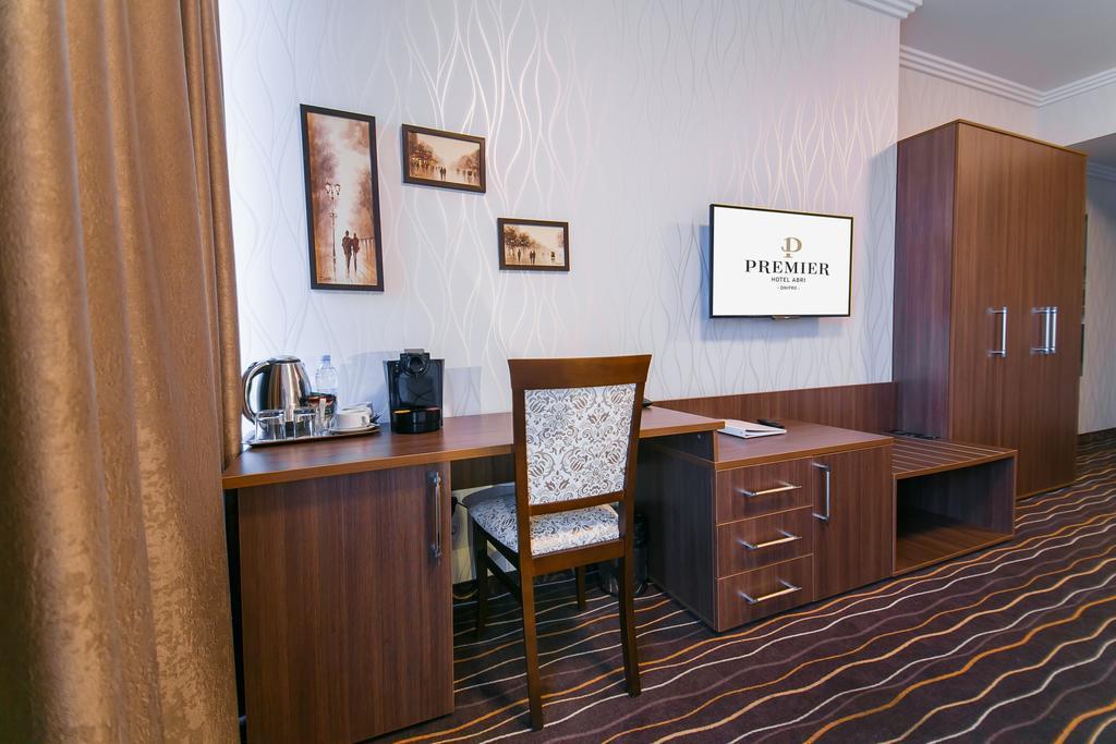 Premier Hotel Abri 4* суреті