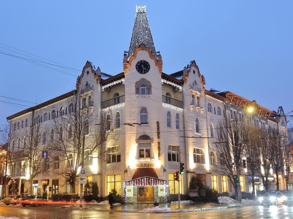 Отель Grand Hotel Ukraine 5*