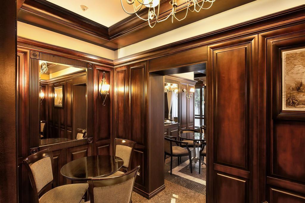 Картинка Чичиков 4*