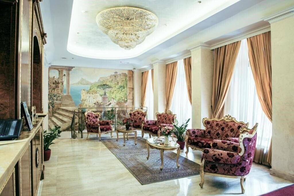 Подол Плаза 4* суреті
