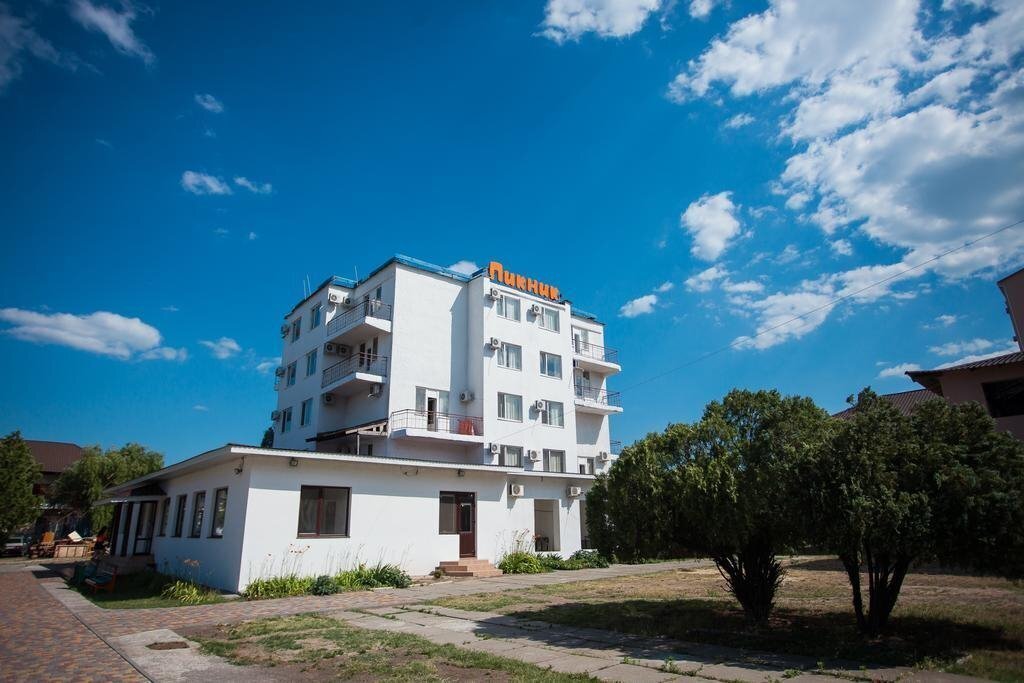 Фото Пикник 3*