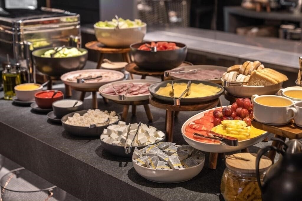 Святослав 3* суреті