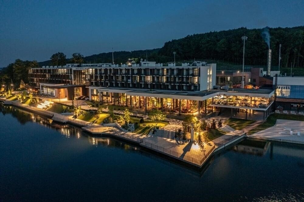 Emily Resort 5* суреті