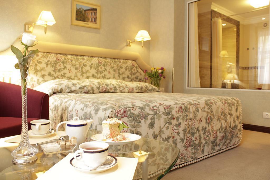 Отель Swiss-Hotel 4*