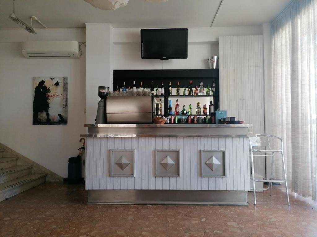 Hotel Nova Dhely 3* суреті