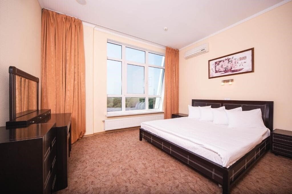 Фото Black Sea Panteleymonovskaya 4*