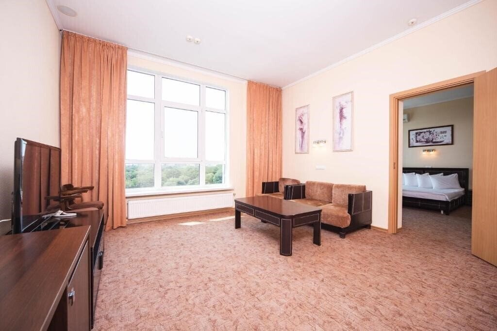 Black Sea Panteleymonovskaya 4* суреті