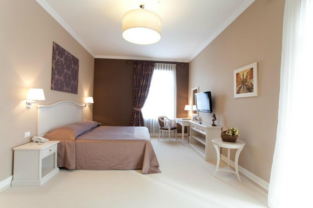 Palace Del Mar 4* суреті