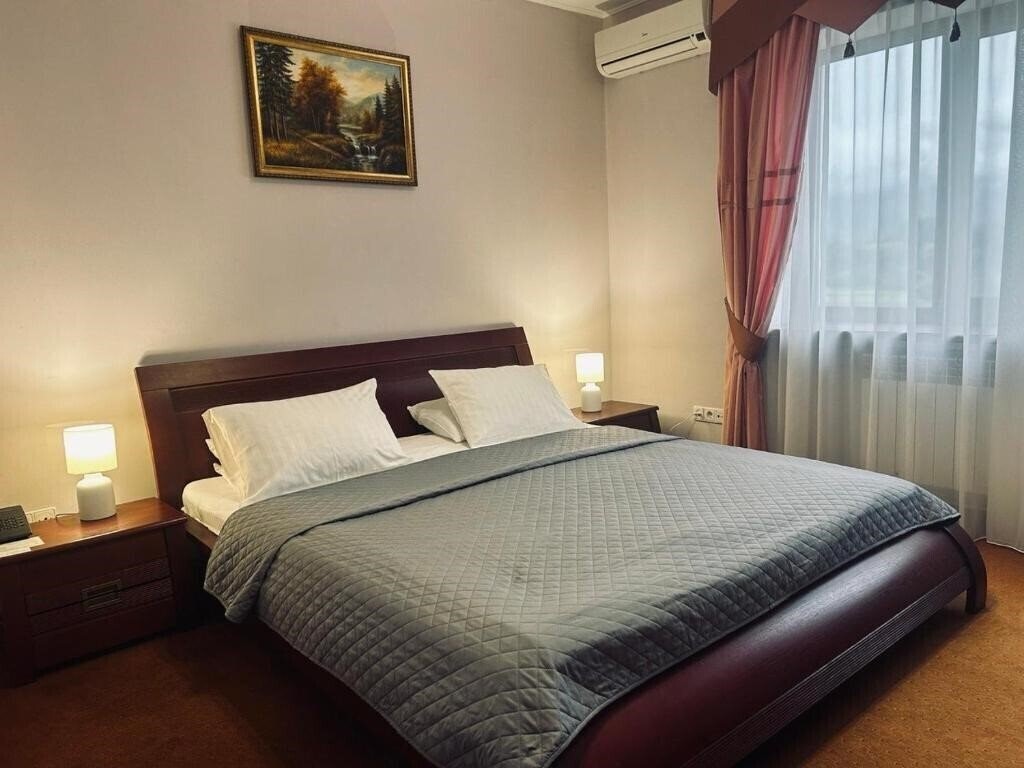 Отель Серебряный Водограй 3*