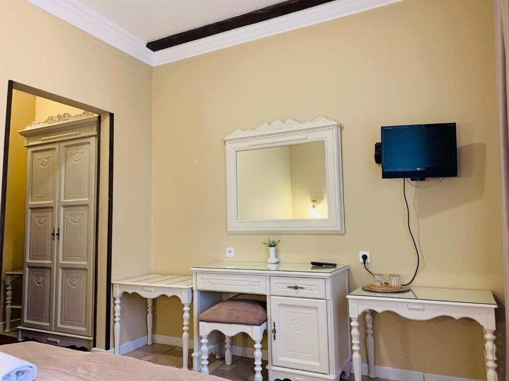 Patkovski Hotel 4* суреті