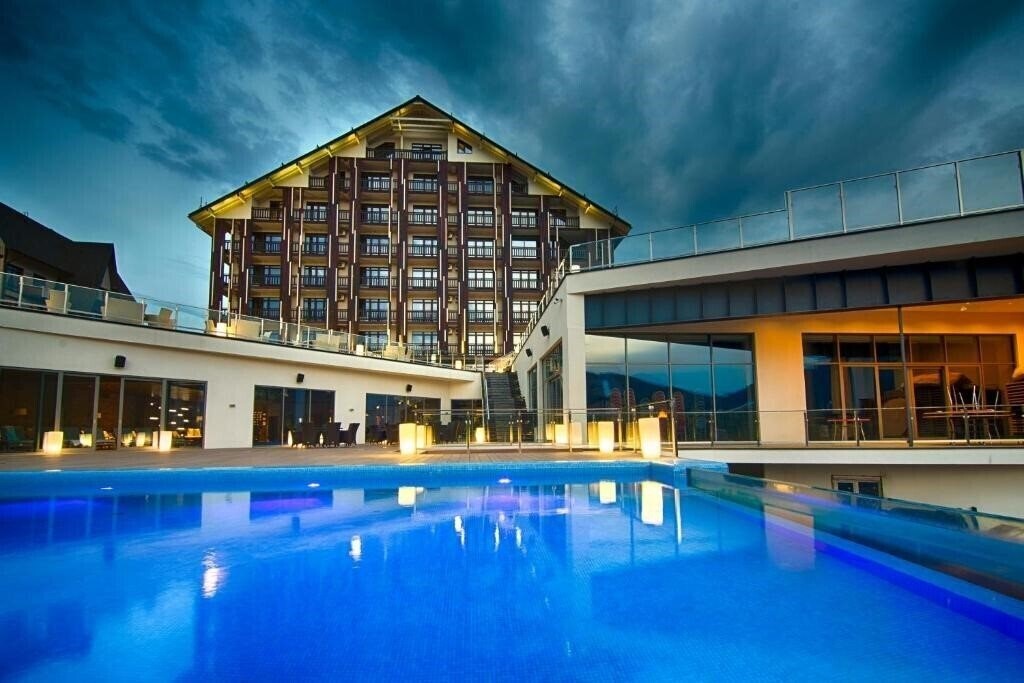 Отель F & B SPA Resort Hotel (ex. Park Hotel Fomich) 4*