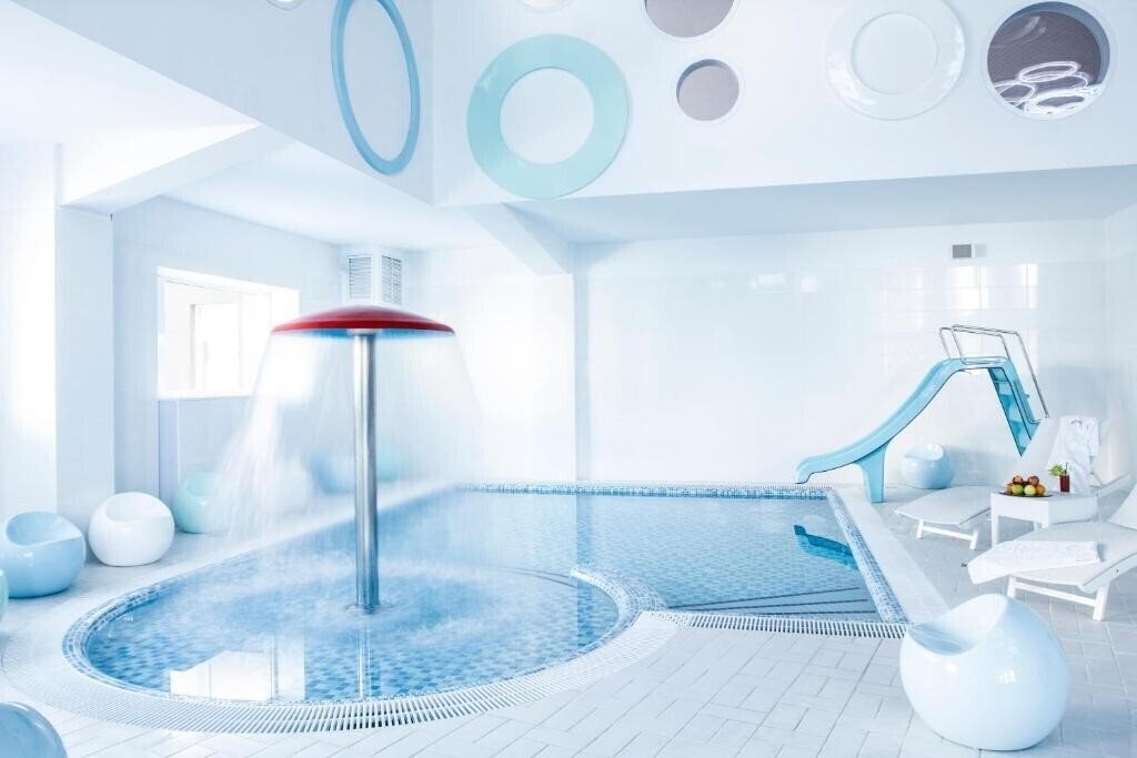 Mirotel Resort & Spa 5* фотосуреті