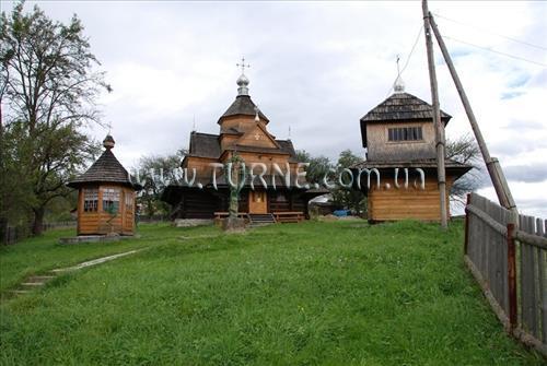 Заросляк спортивная база фотосуреті