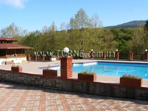 Отель Поляна Сказок 2*