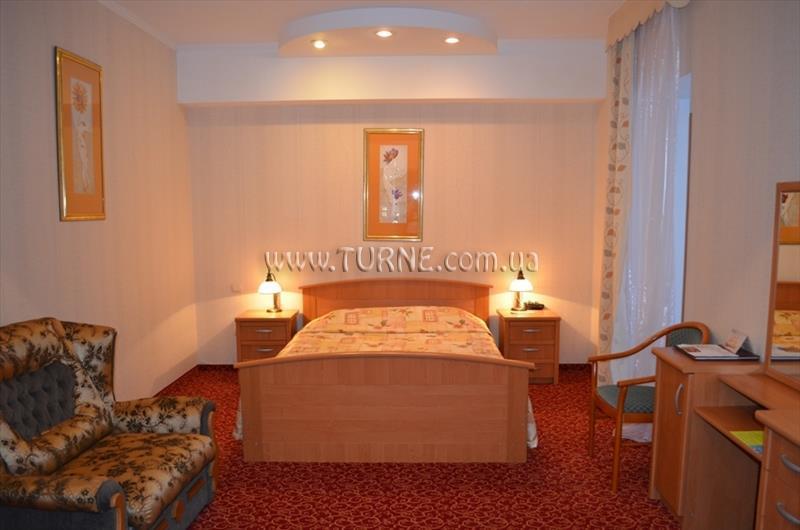 Бристоль 3* суреті