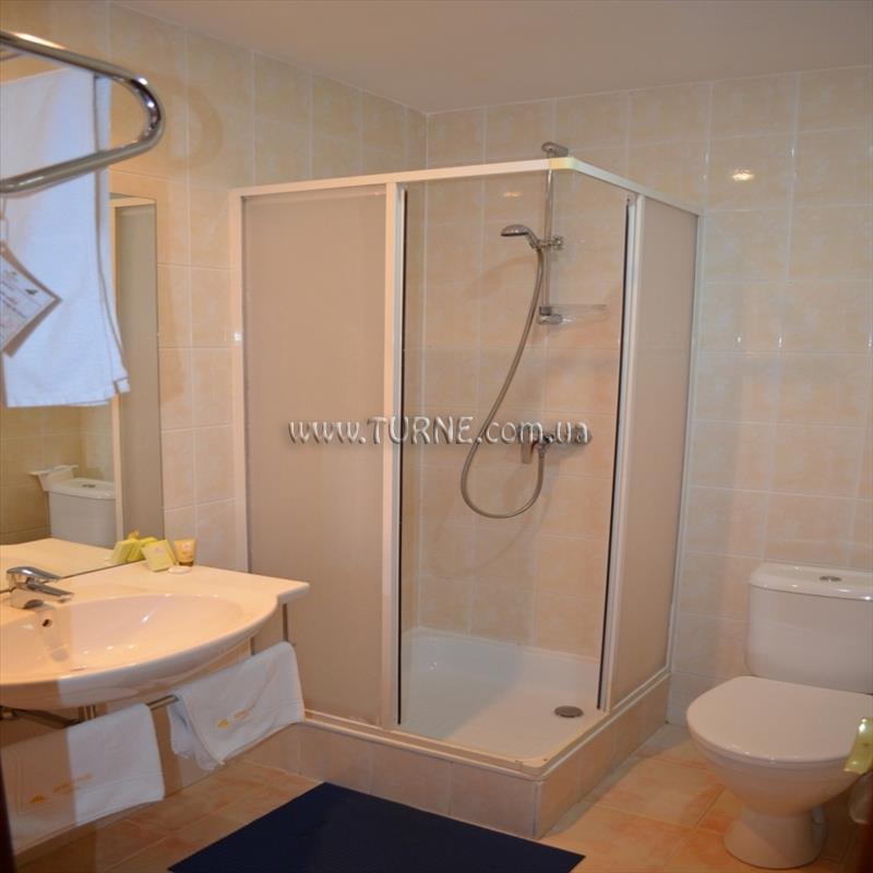 Бристоль 3* фотосуреті