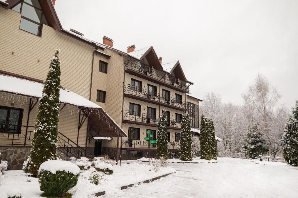 Reikartz Карпаты 4* фотосуреті