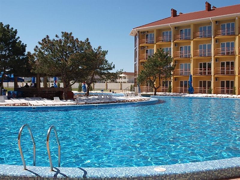 Фото Бриз Делюкс Пансионат гостинично-туристический комплекс