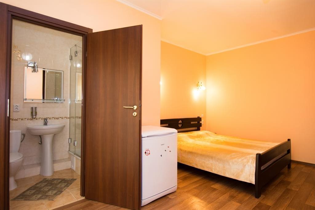 Фото Адам И Ева Mini-Hotel 3*