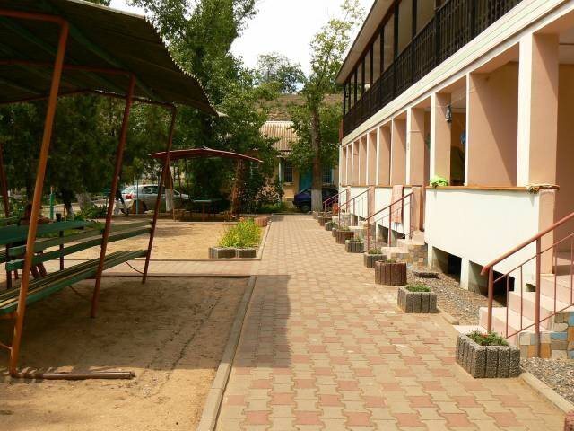 Экономист 2* қонақ үйі