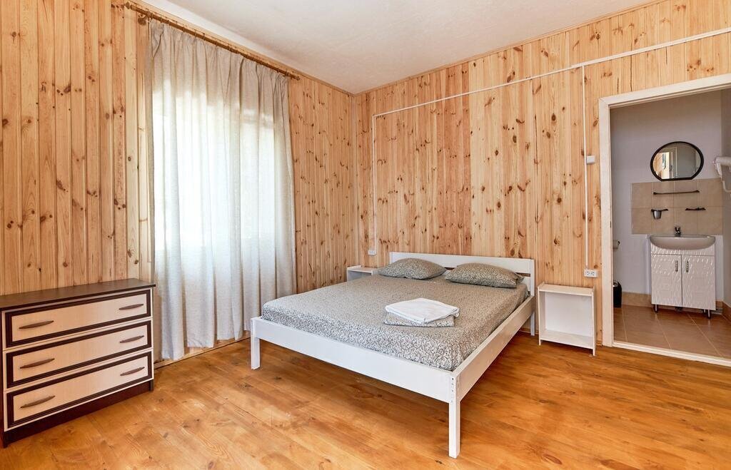 Дача База Отдыха 2* қонақ үйі