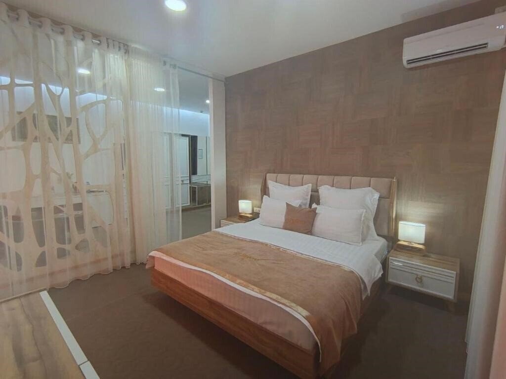 Отель Dunyo Palace Hotel 3*