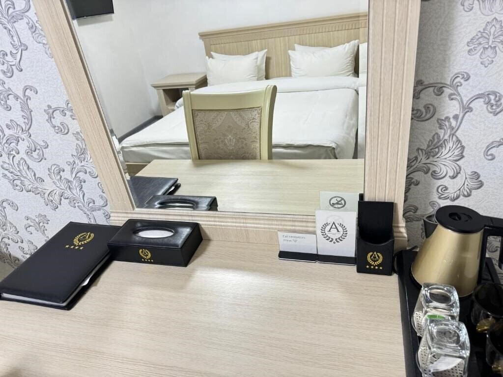 Картинка Alexander 4*