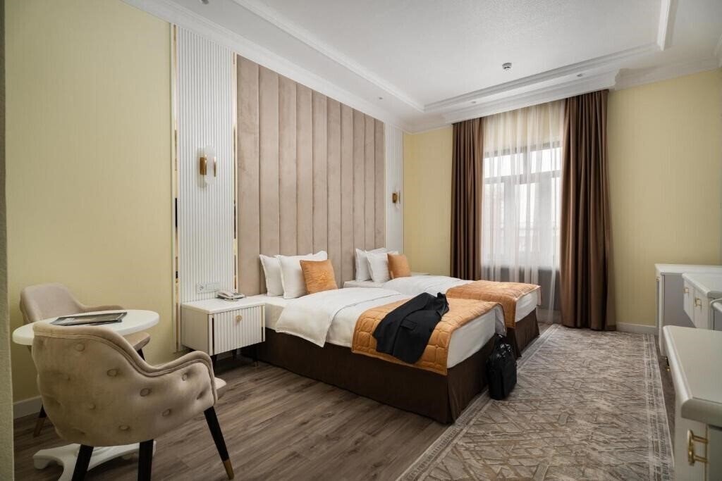 Bogishamol Hotel Samarkand 3* суреті