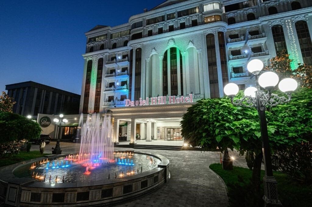 Daniel Hill 5* фотосуреті