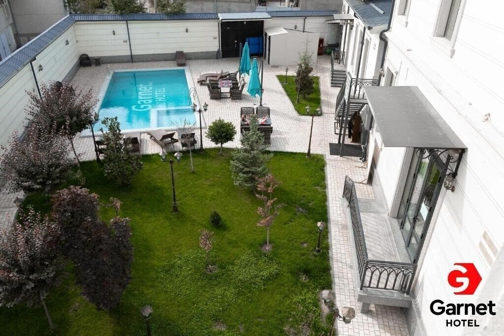 Garnet 3* суреті