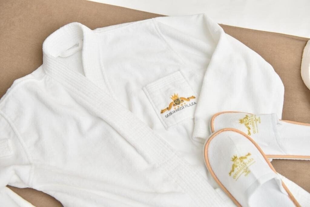 Qushbegi Plaza 4* фотосуреті