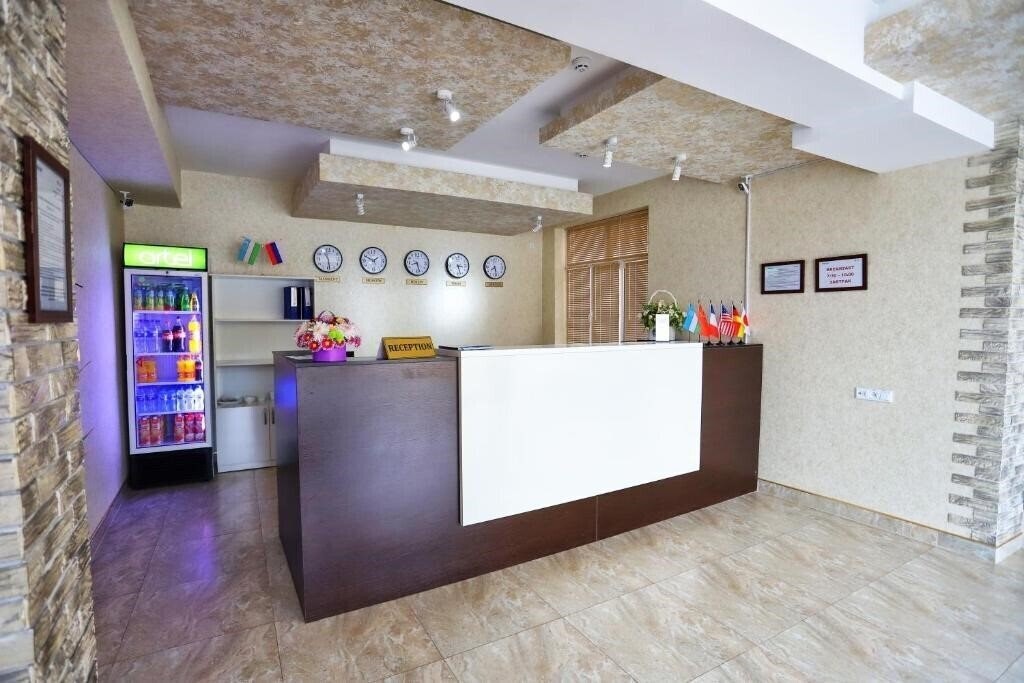 Tourist Inn Hotel 2* суреті