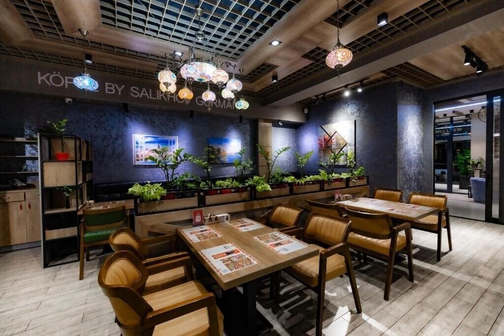 Sayyoh Hotel 3* суреті