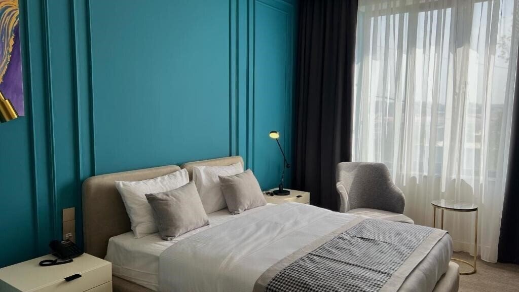 Bentley Hotel Tashkent 4* суреті