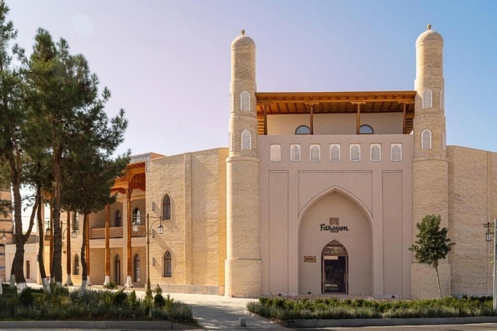 Отель Farovon Tashkent 3*