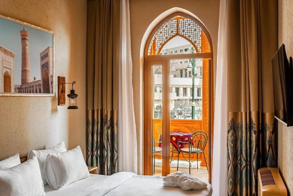 Фото Farovon Tashkent 3*