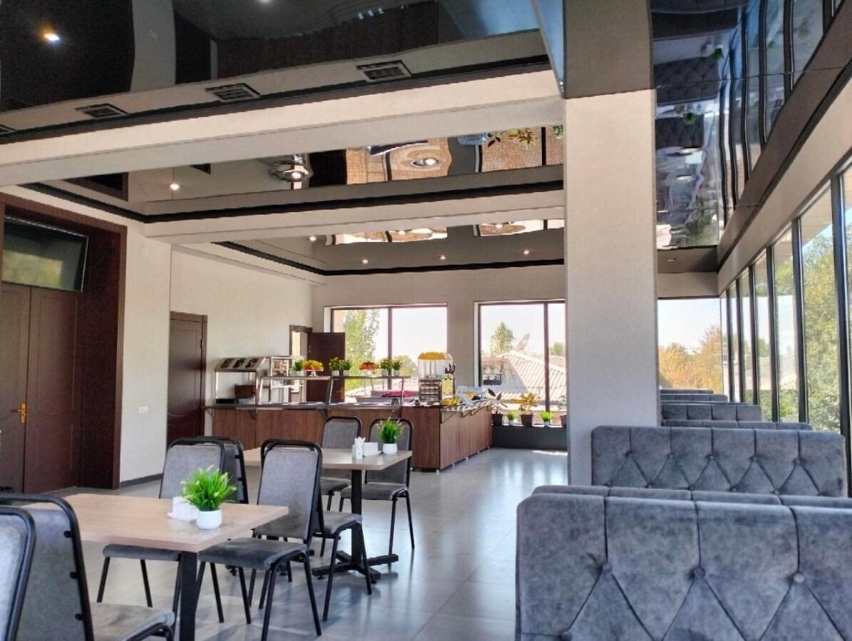 Brand Center 3* суреті