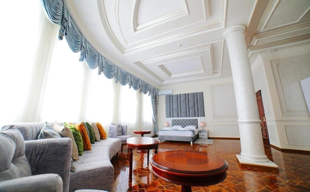 Bravolyuks 3* фотосуреті