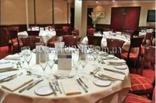 Отель Millennium & Copthorne Hotels At Chelsea Football Club 4*