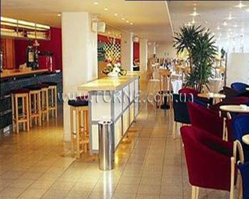 St. Giles 3* суреті